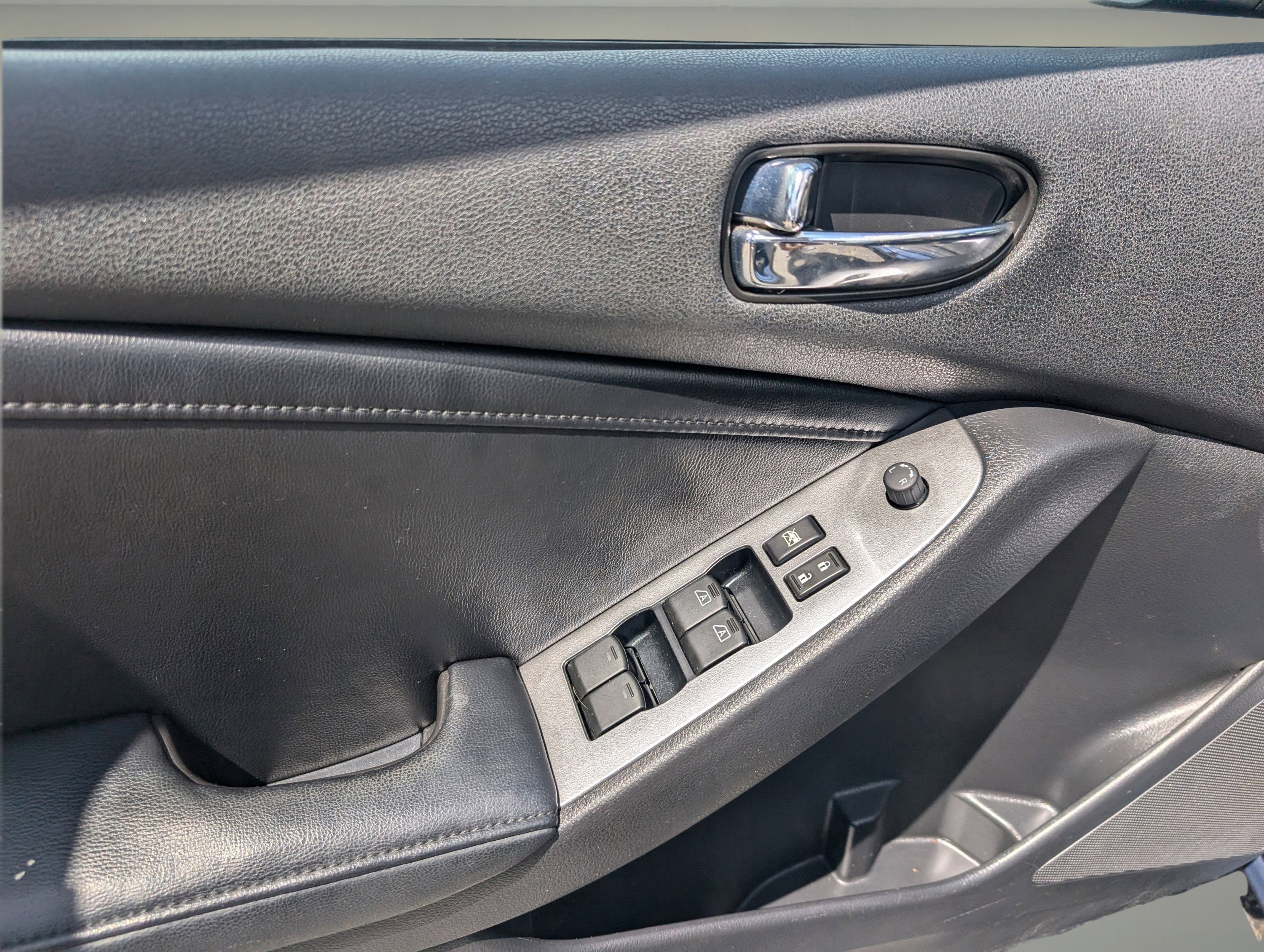 2011 Nissan Altima - 1N4AL2AP6BN474016 - Image #26